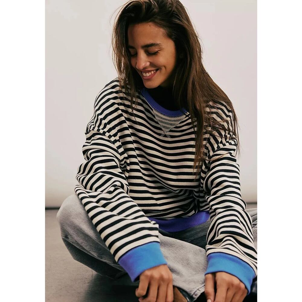 NWOT Free People Oversized Crewneck